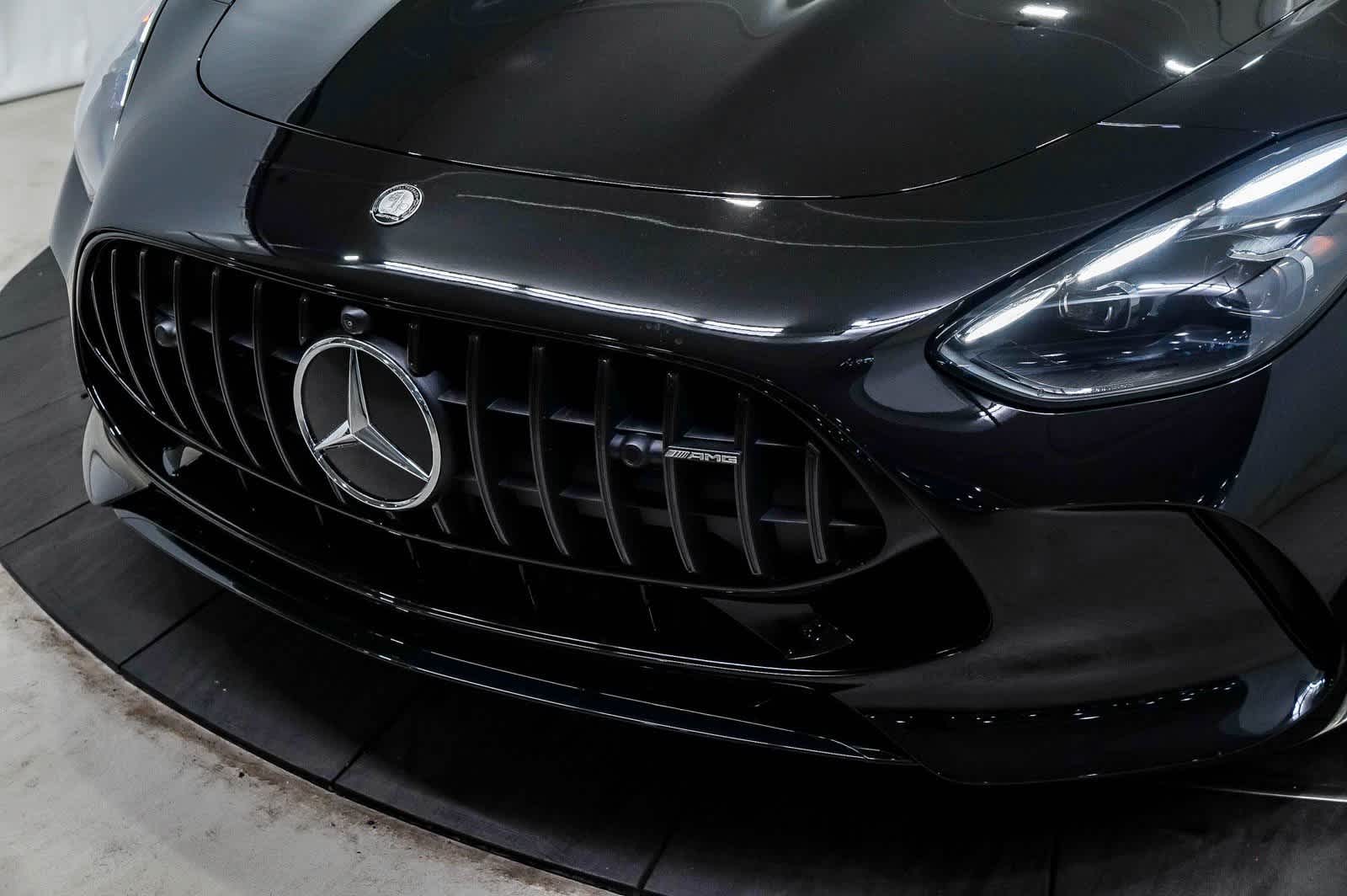 Thumbnail: 2025 Mercedes-Benz AMG GT - 8