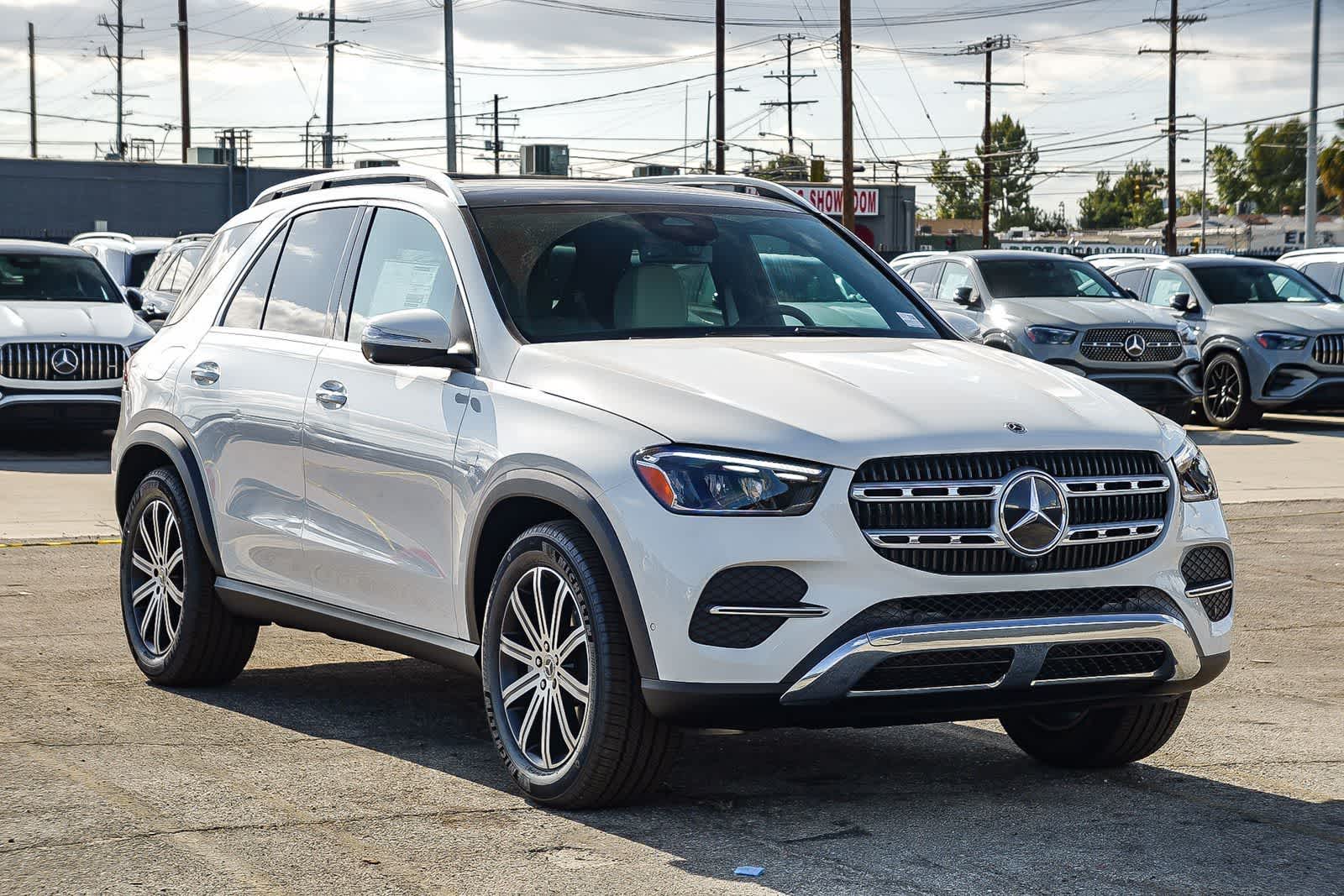 Thumbnail: 2026 Mercedes-Benz GLE - 3