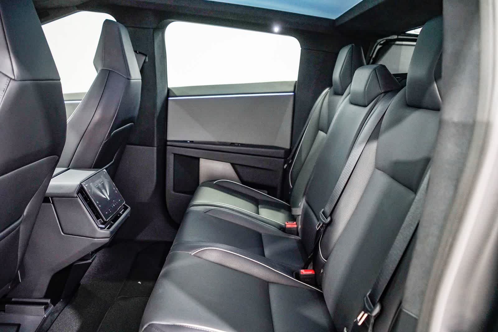 Thumbnail: 2024 Tesla Cybertruck - 18