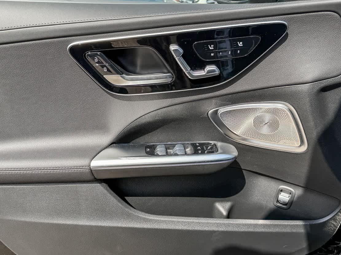 Thumbnail: 2025 Mercedes-Benz C-Class - 18