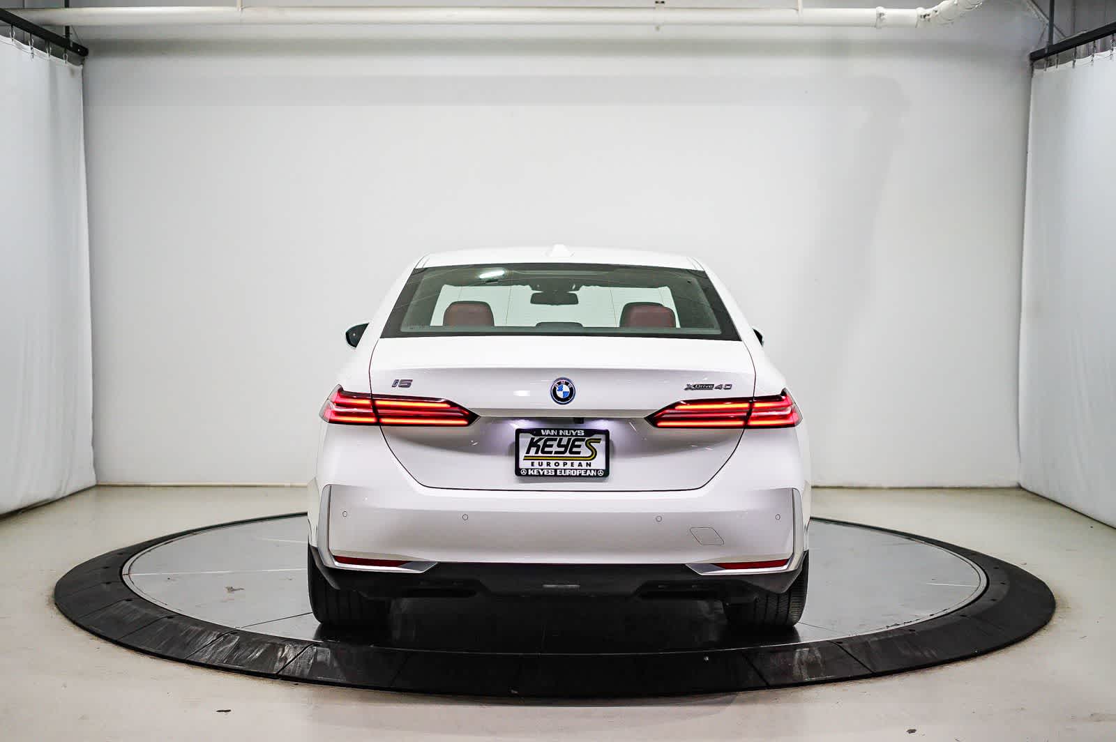Thumbnail: 2025 BMW i5 - 3