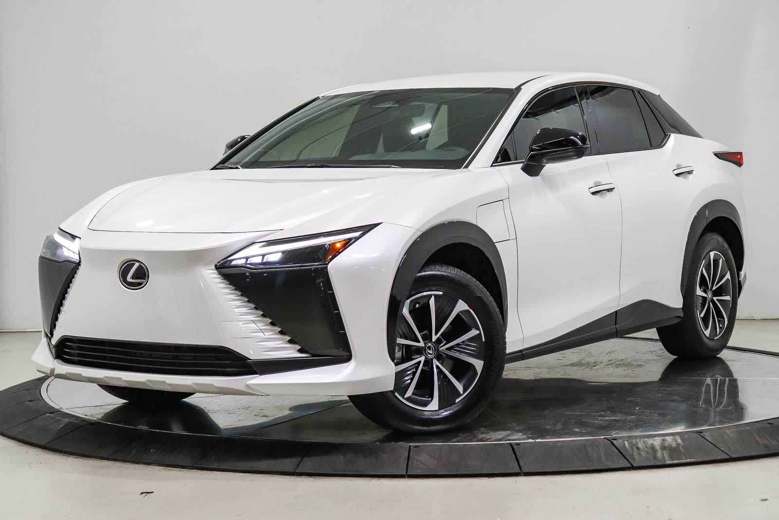 2025 Lexus RZ 300e -
                  Van Nuys, CA