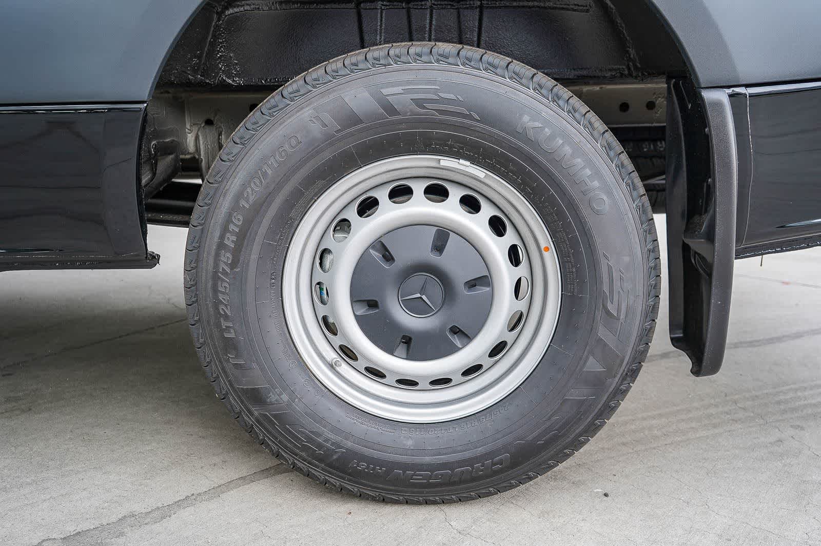 Thumbnail: 2026 Mercedes-Benz Sprinter - 8