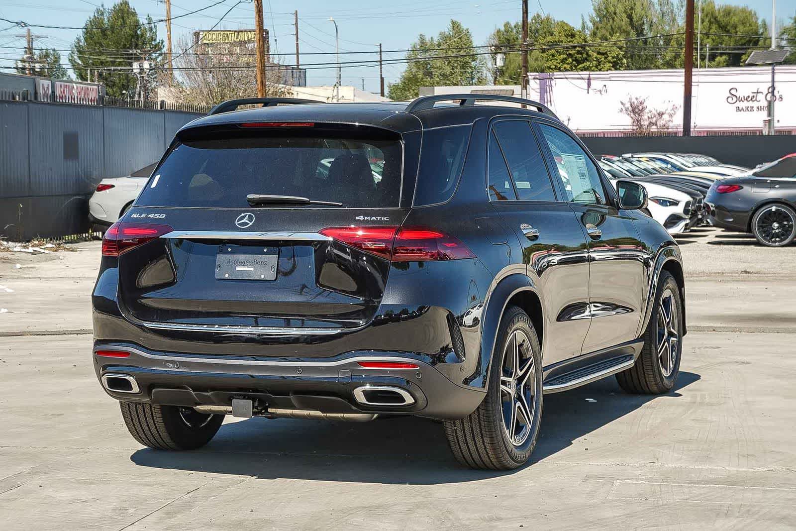 Thumbnail: 2026 Mercedes-Benz GLE - 4