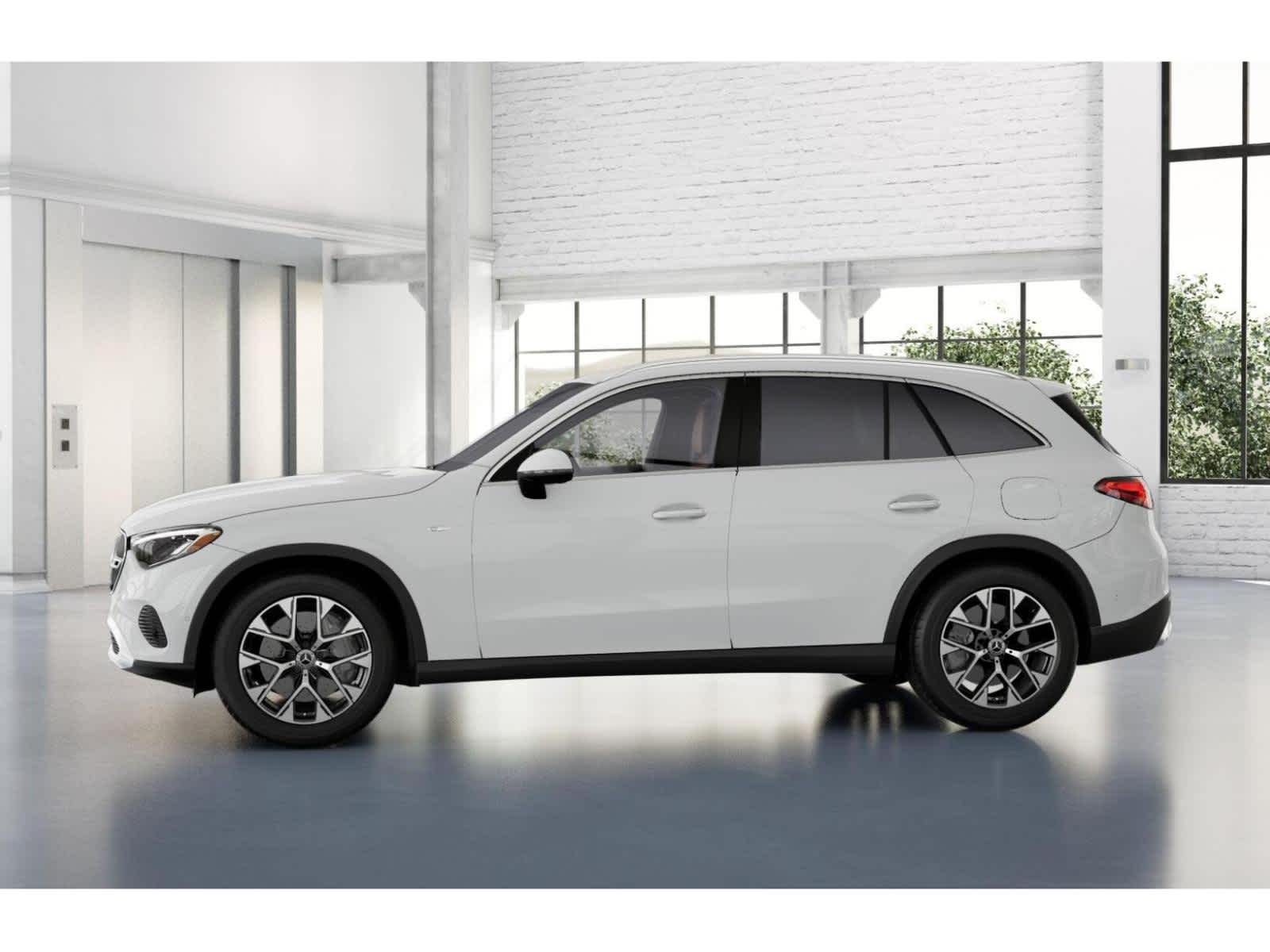 Thumbnail: 2025 Mercedes-Benz GLC - 34