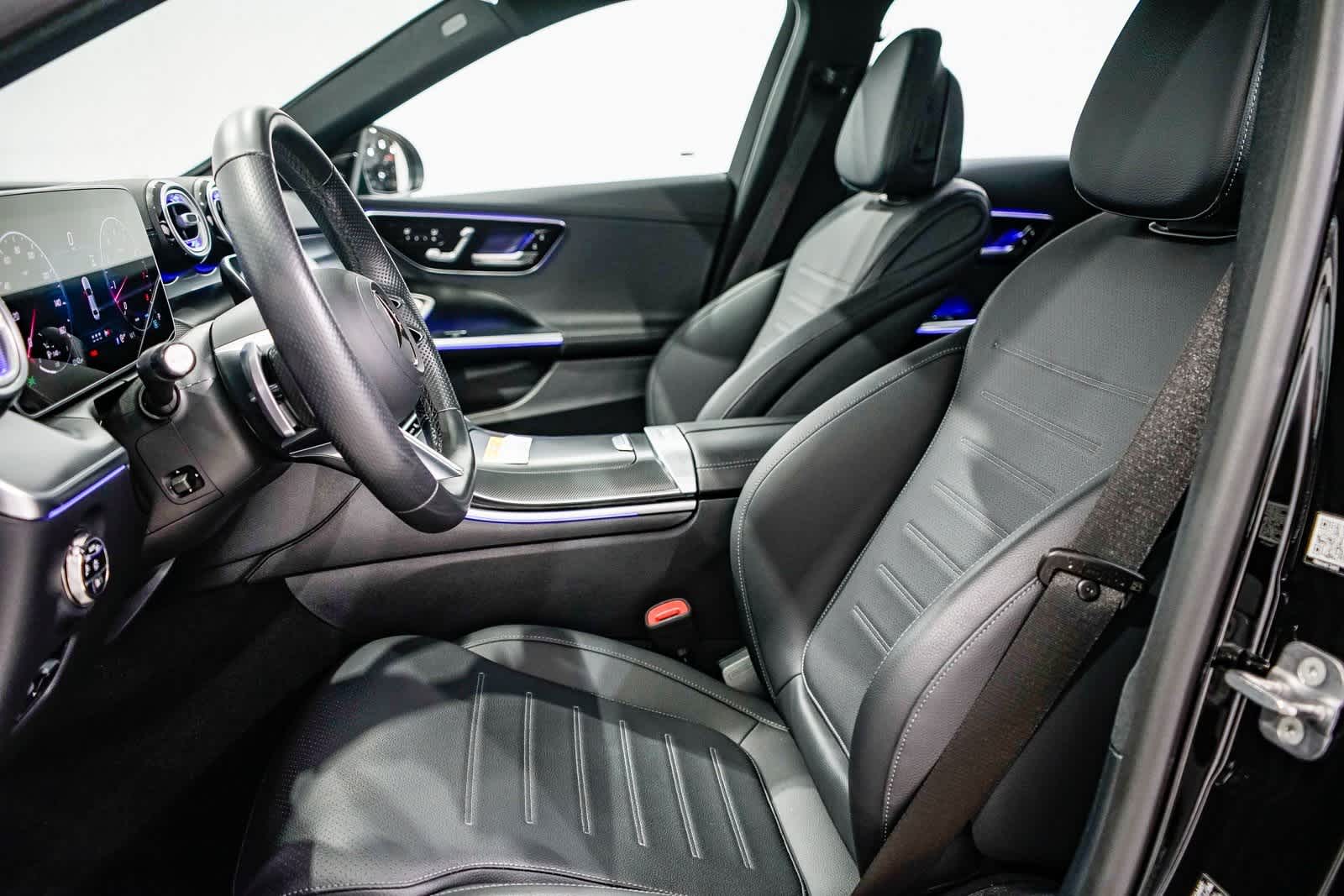 Thumbnail: 2025 Mercedes-Benz C-Class - 17