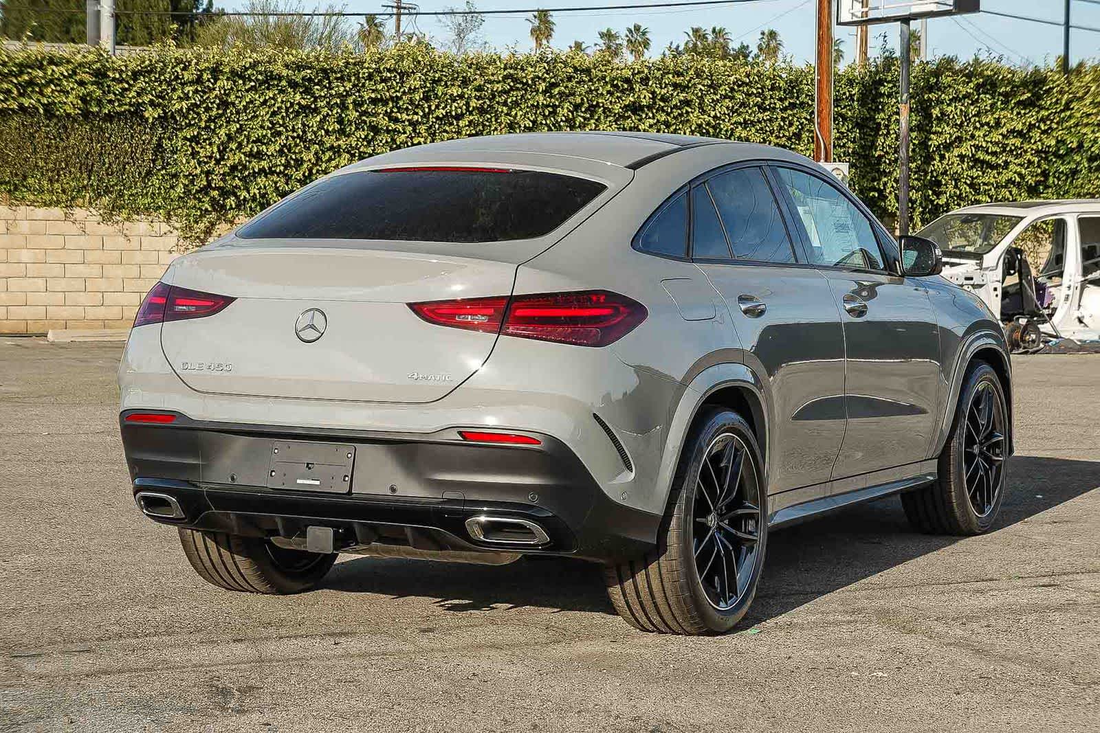 Thumbnail: 2026 Mercedes-Benz GLE - 4