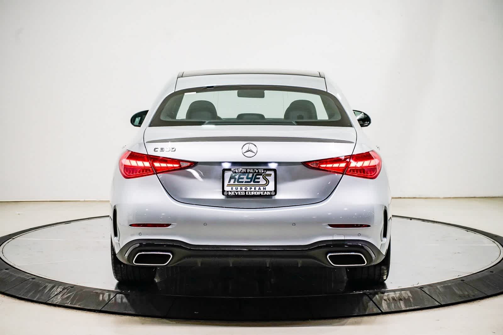 Thumbnail: 2025 Mercedes-Benz C-Class - 3