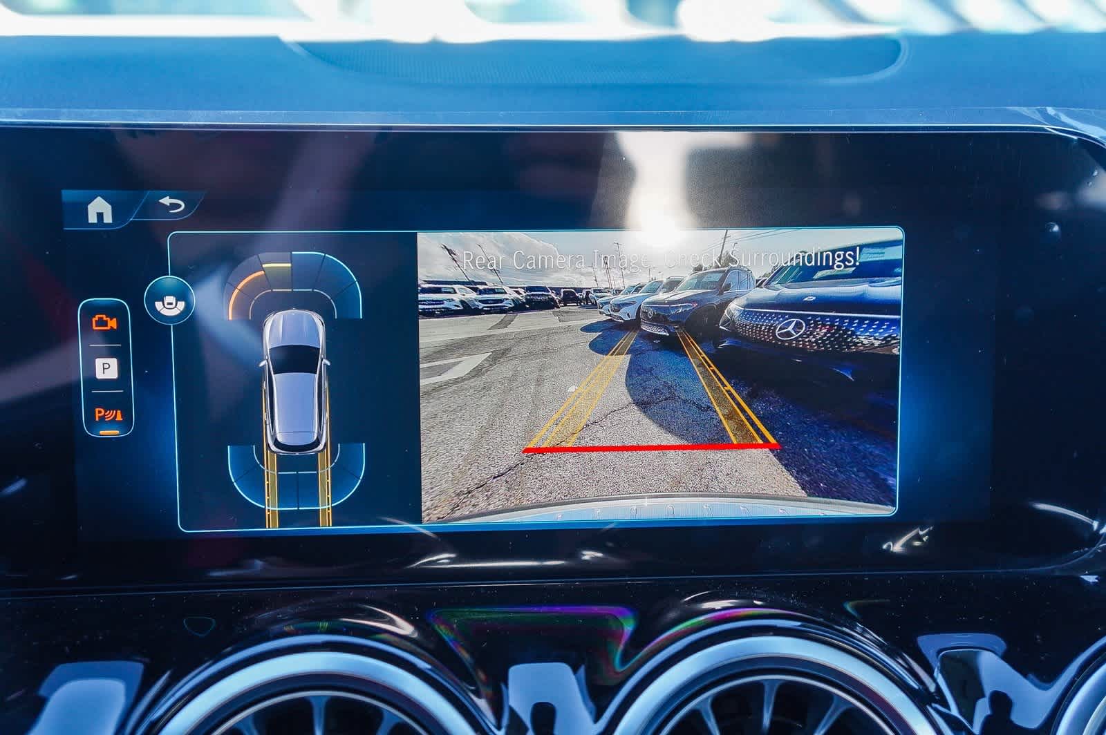 Thumbnail: 2025 Mercedes-Benz GLA - 22