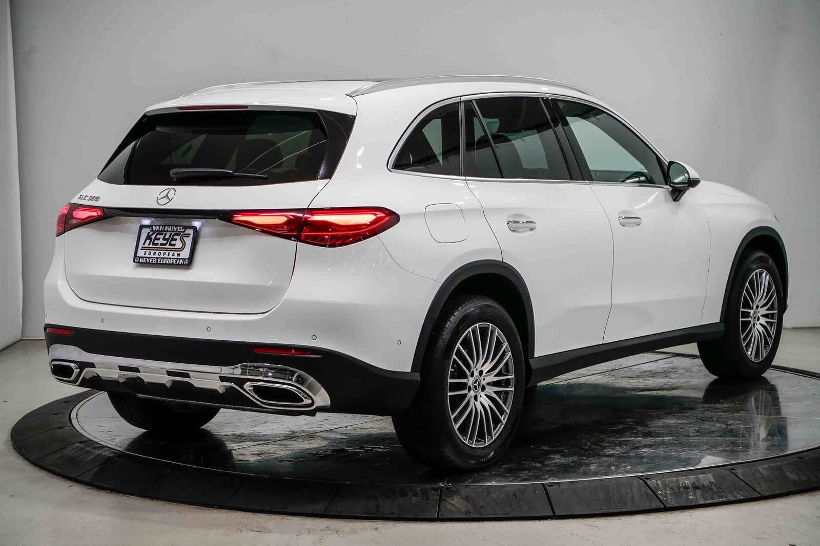 Thumbnail: 2025 Mercedes-Benz GLC - 4