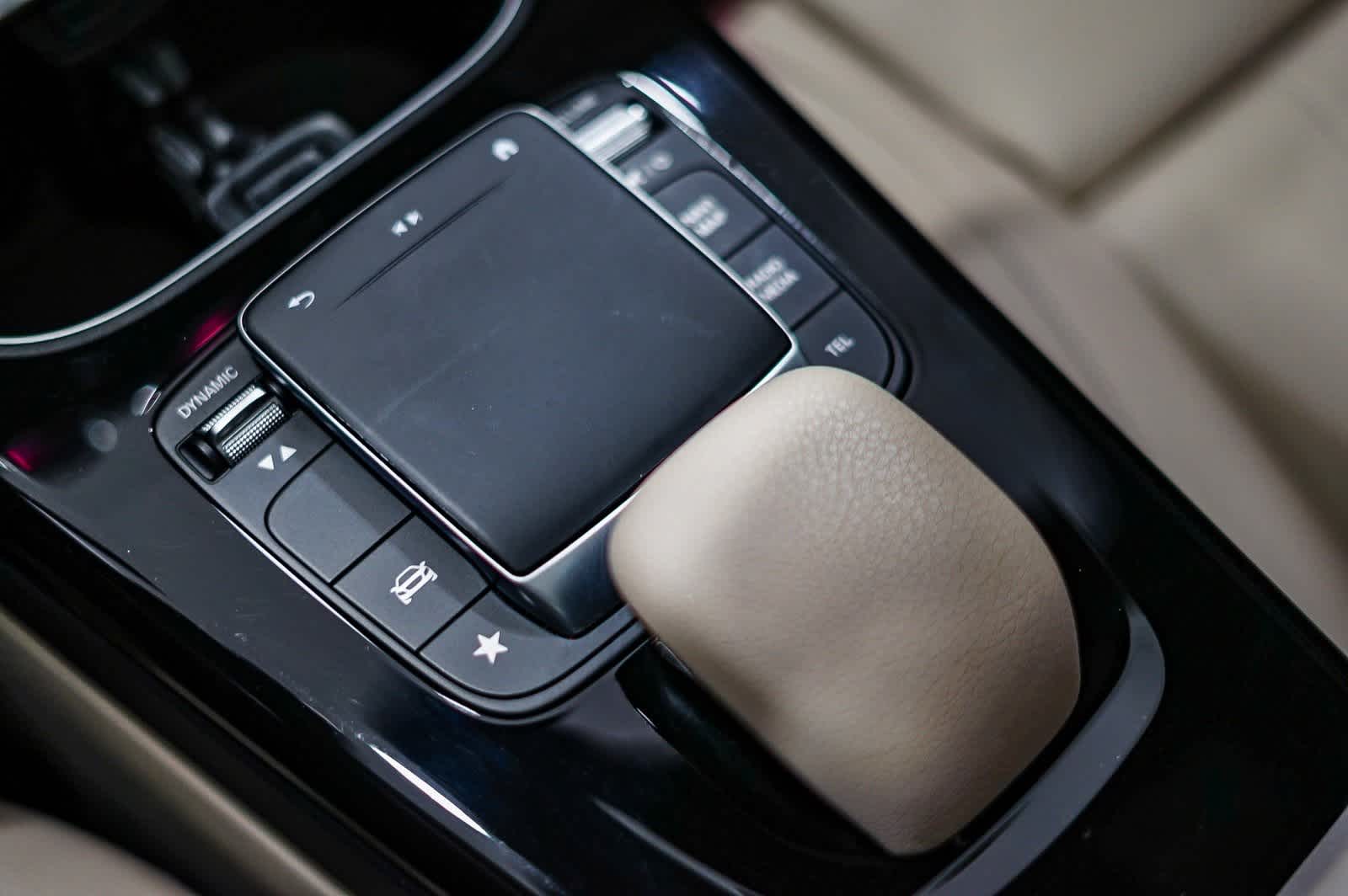 Thumbnail: 2022 Mercedes-Benz CLA - 21