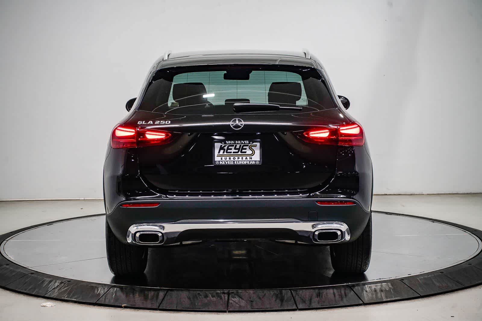 Thumbnail: 2026 Mercedes-Benz GLA - 3