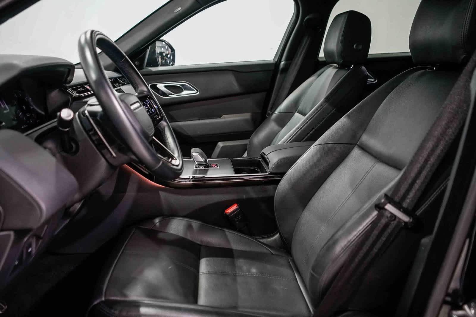 Thumbnail: 2024 Land Rover Range Rover Velar - 17