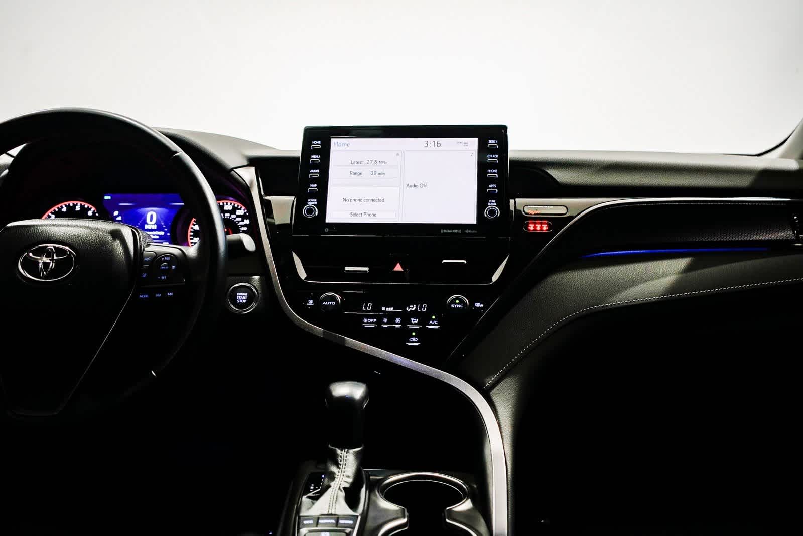 Thumbnail: 2021 Toyota Camry - 12