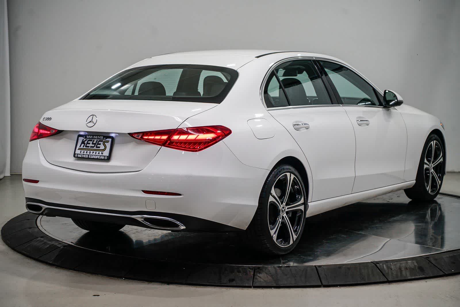 Thumbnail: 2023 Mercedes-Benz C-Class - 4