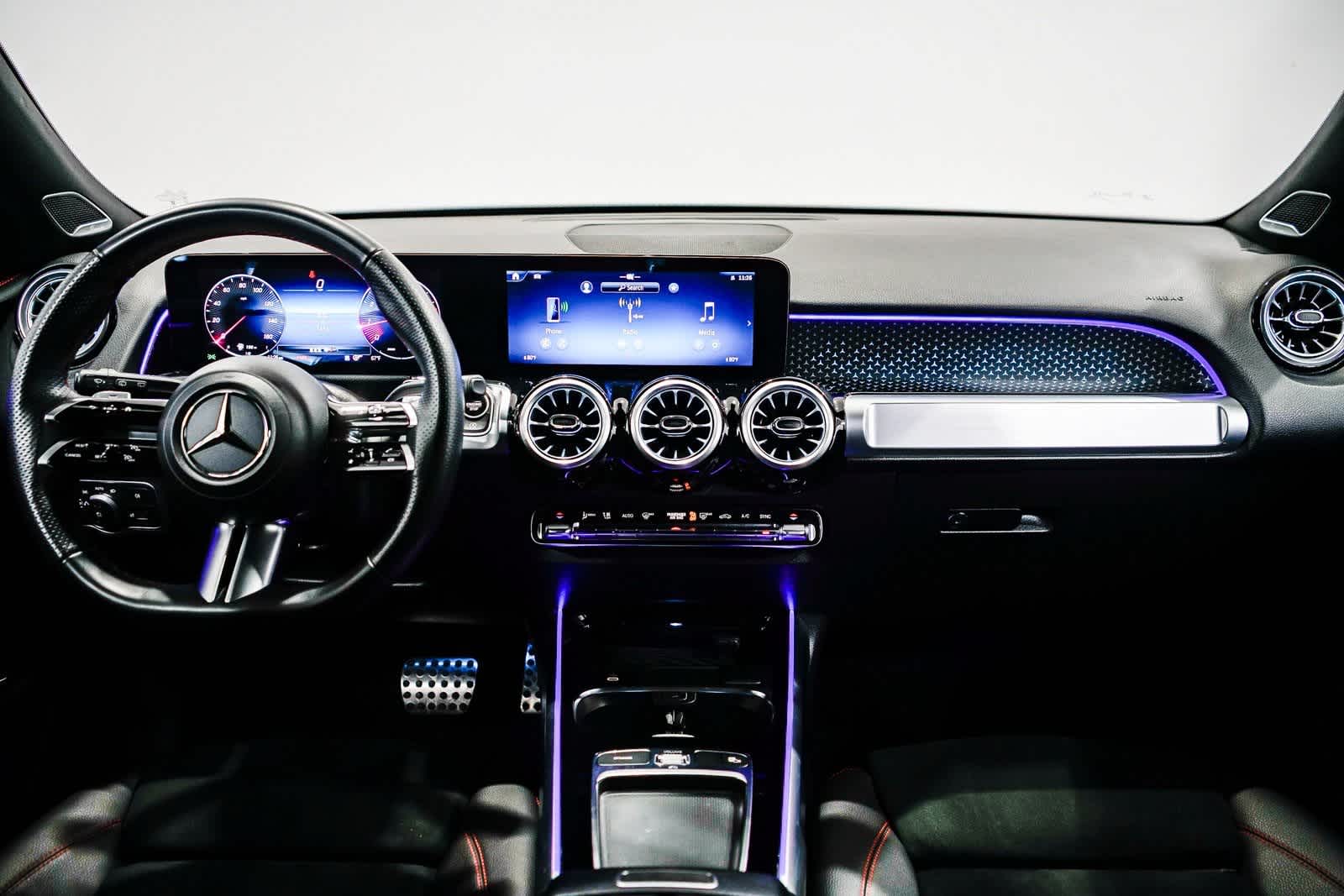 Thumbnail: 2025 Mercedes-Benz GLB - 11