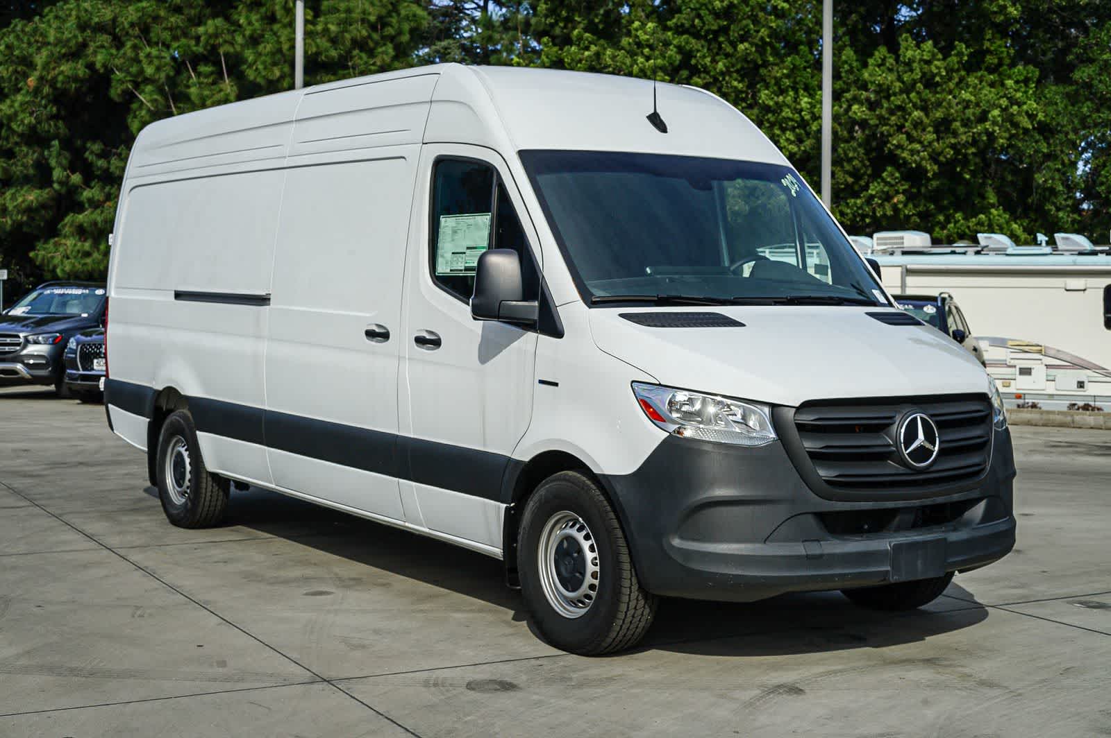 Thumbnail: 2024 Mercedes-Benz eSprinter - 5