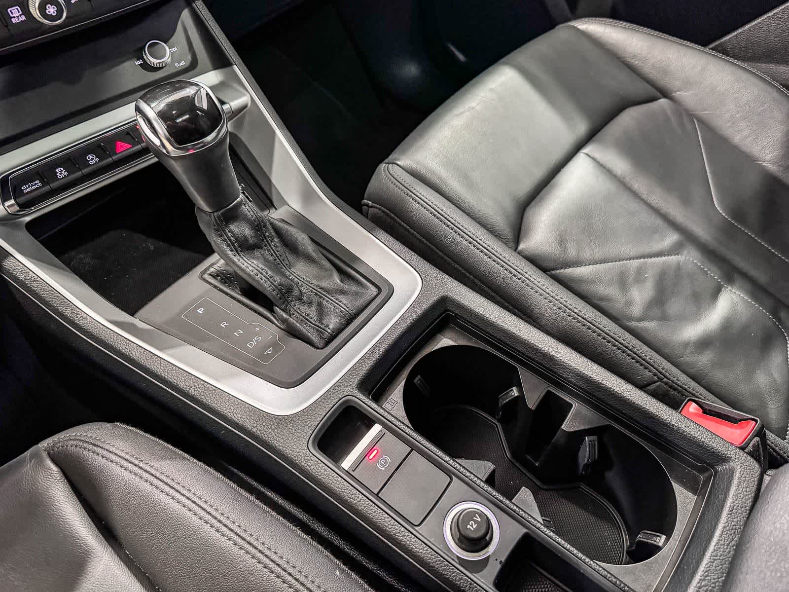 Thumbnail: 2019 Audi Q3 - 23