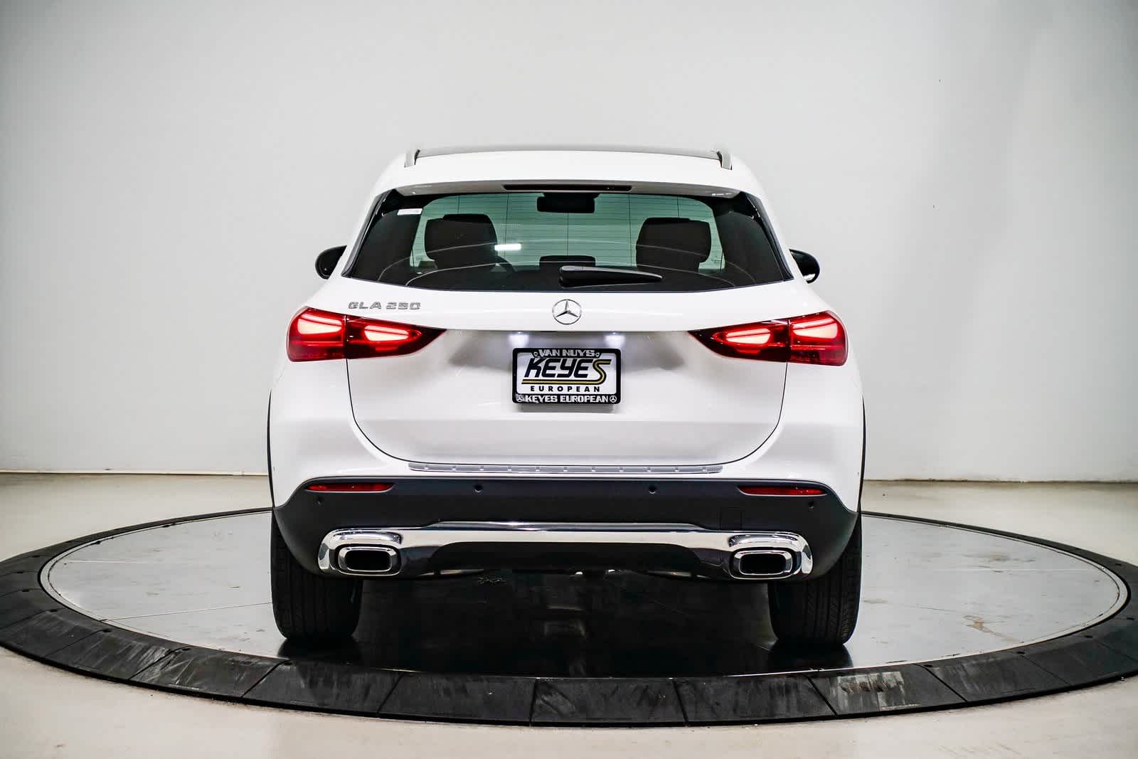 Thumbnail: 2025 Mercedes-Benz GLA - 3