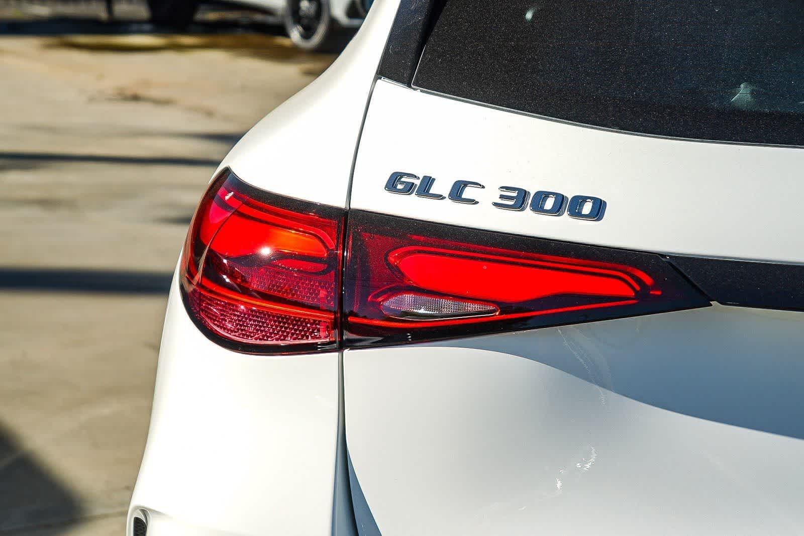Thumbnail: 2026 Mercedes-Benz GLC - 7