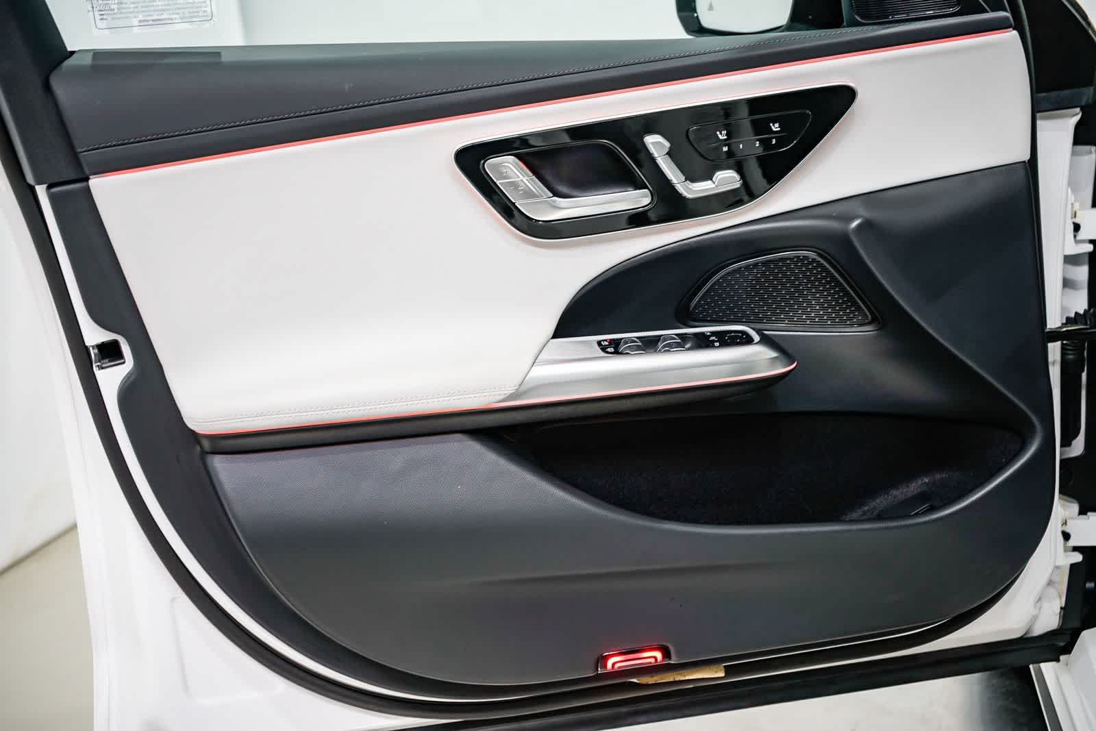 Thumbnail: 2026 Mercedes-Benz E-Class - 19