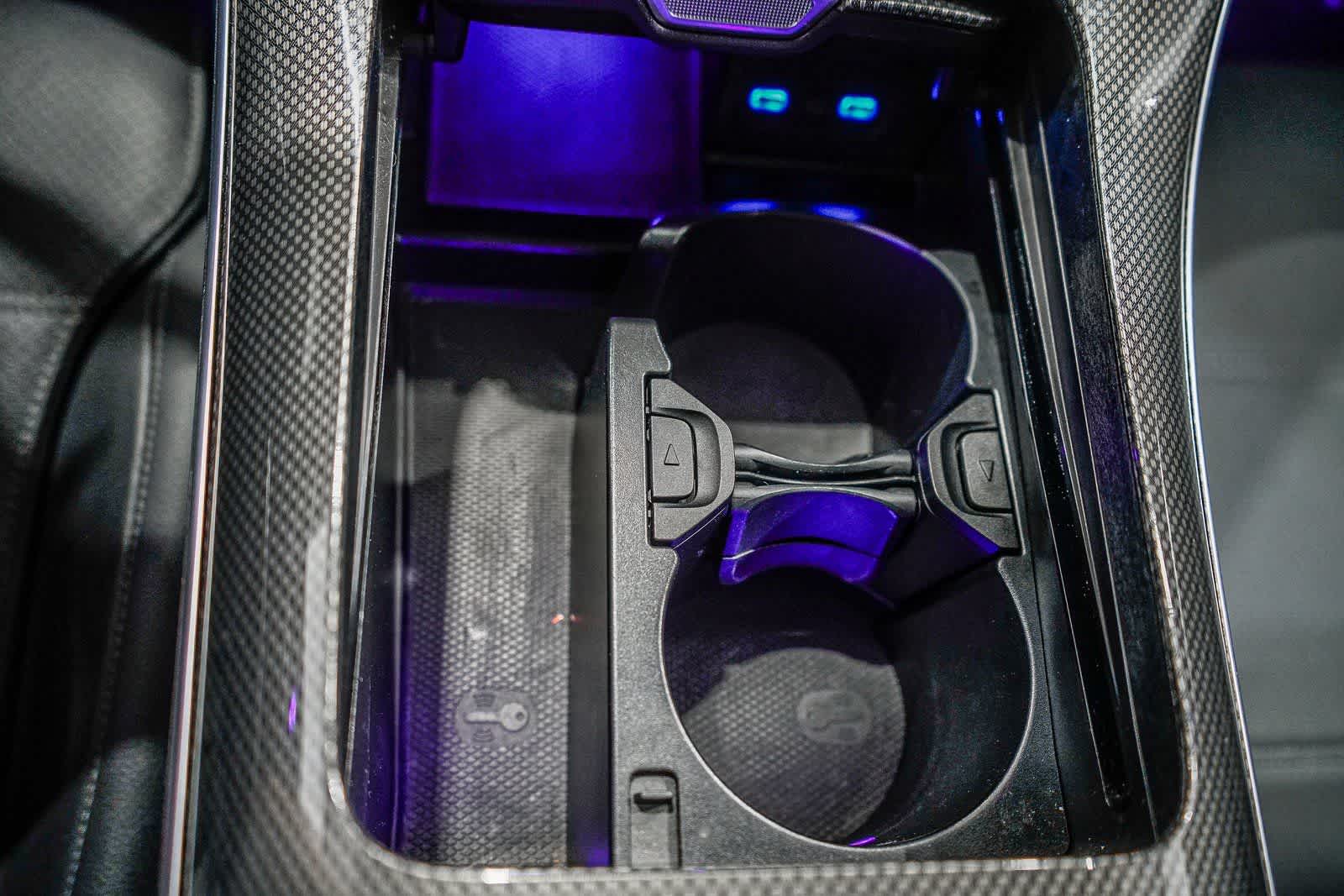 Thumbnail: 2023 Mercedes-Benz C-Class - 22