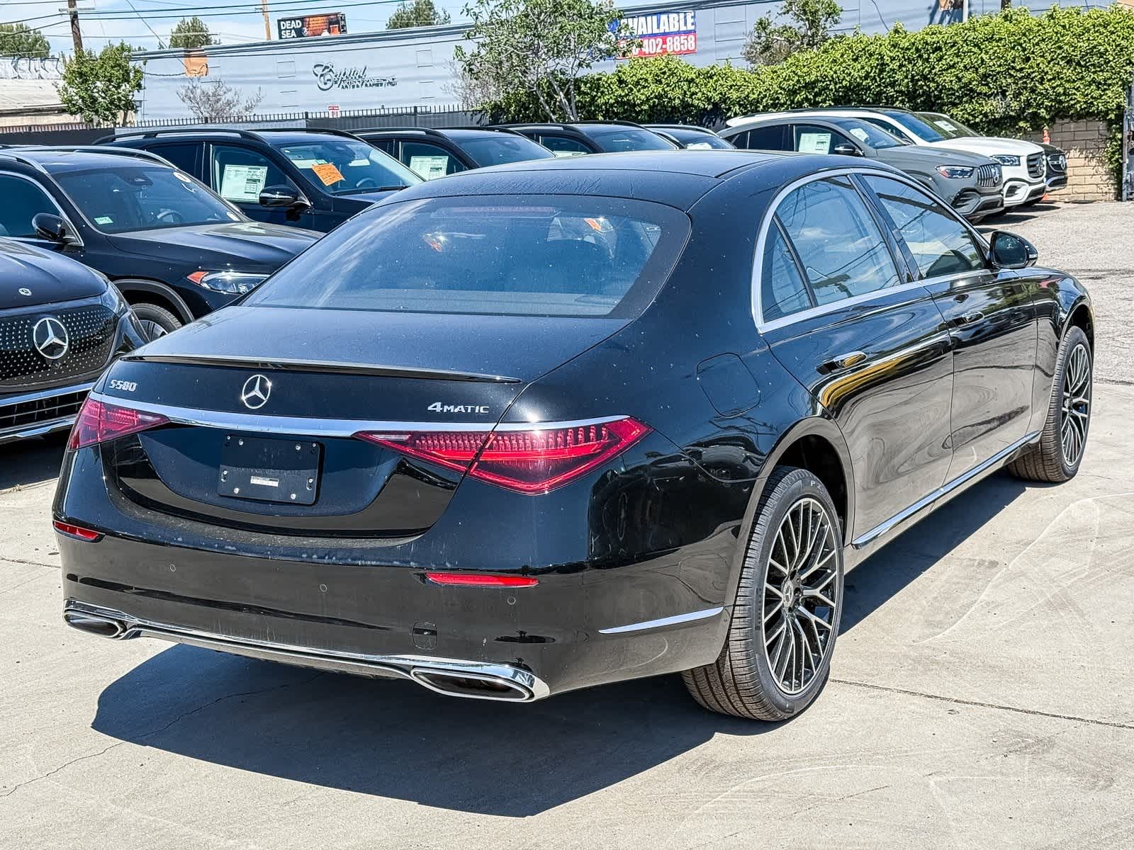 Thumbnail: 2025 Mercedes-Benz S-Class - 4
