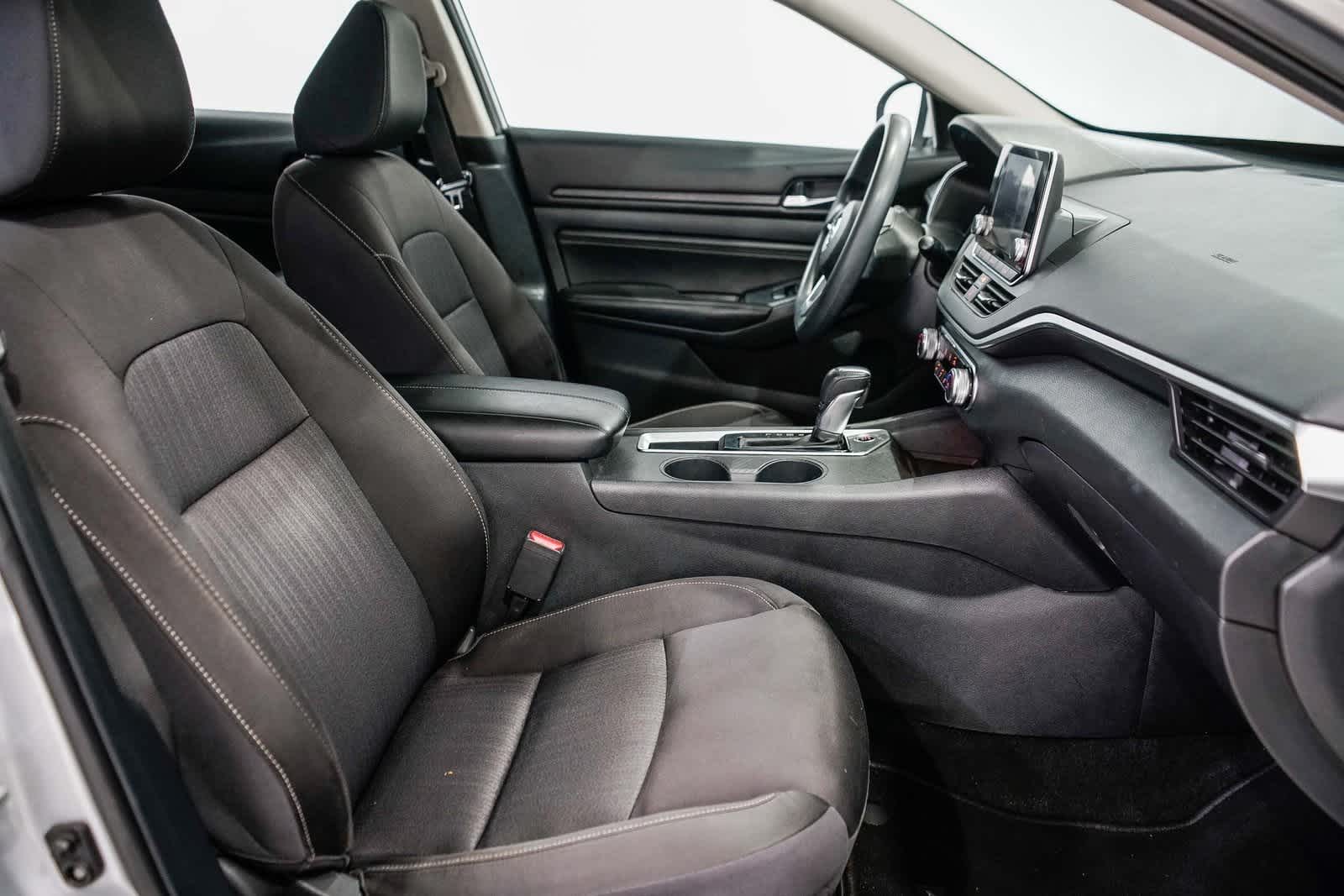 Thumbnail: 2019 Nissan Altima - 15