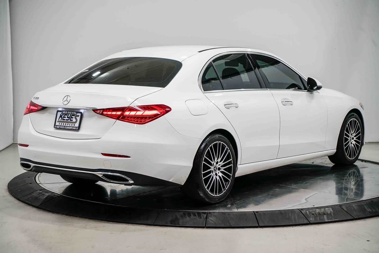 Thumbnail: 2022 Mercedes-Benz C-Class - 4