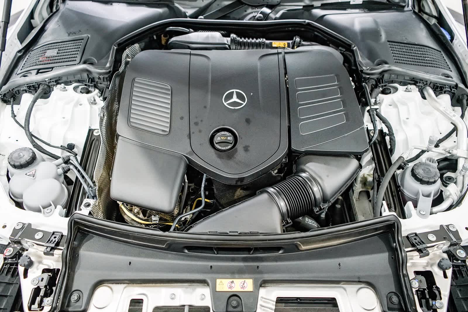 Thumbnail: 2025 Mercedes-Benz C-Class - 28