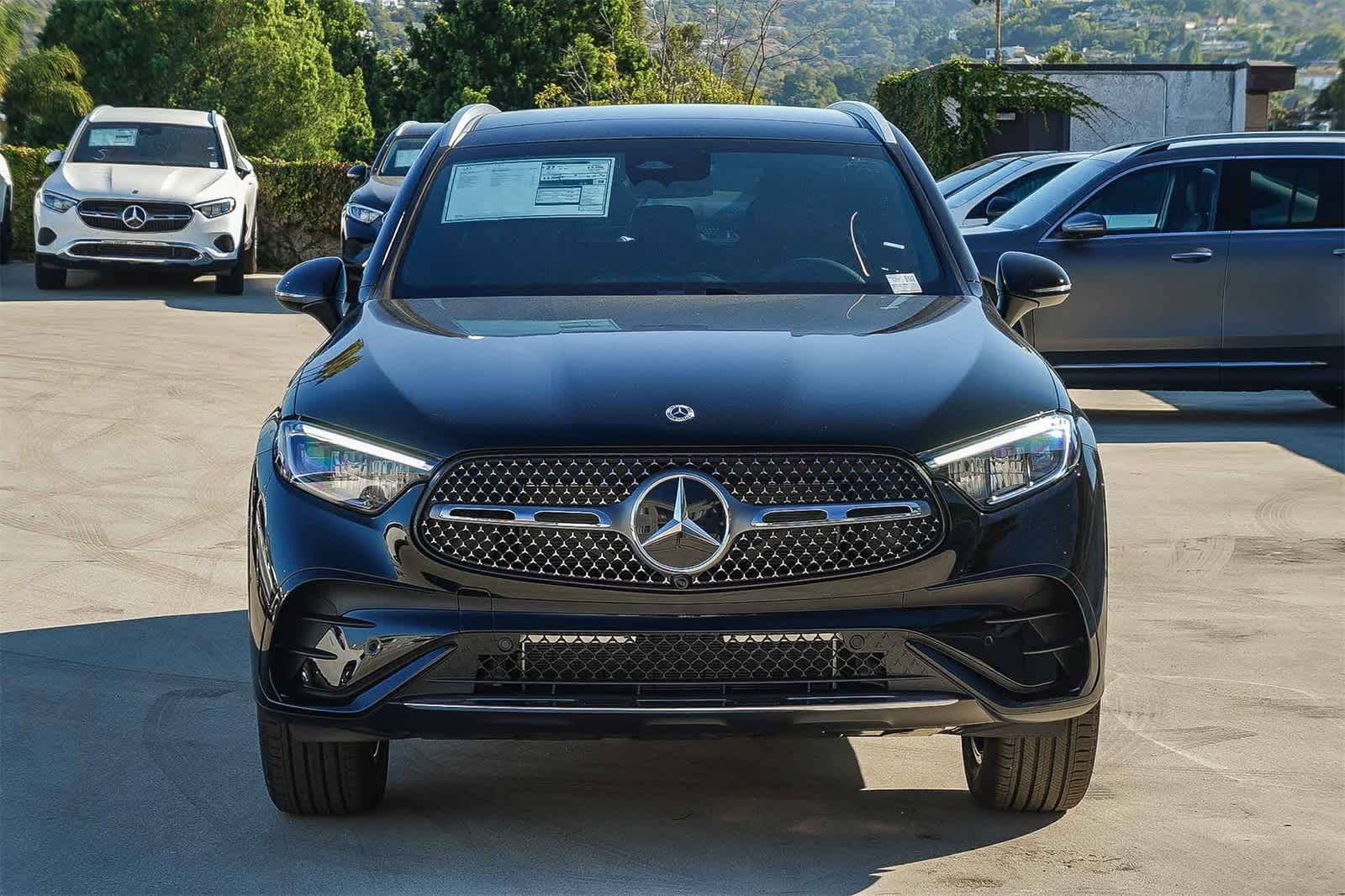 Thumbnail: 2026 Mercedes-Benz GLC - 2