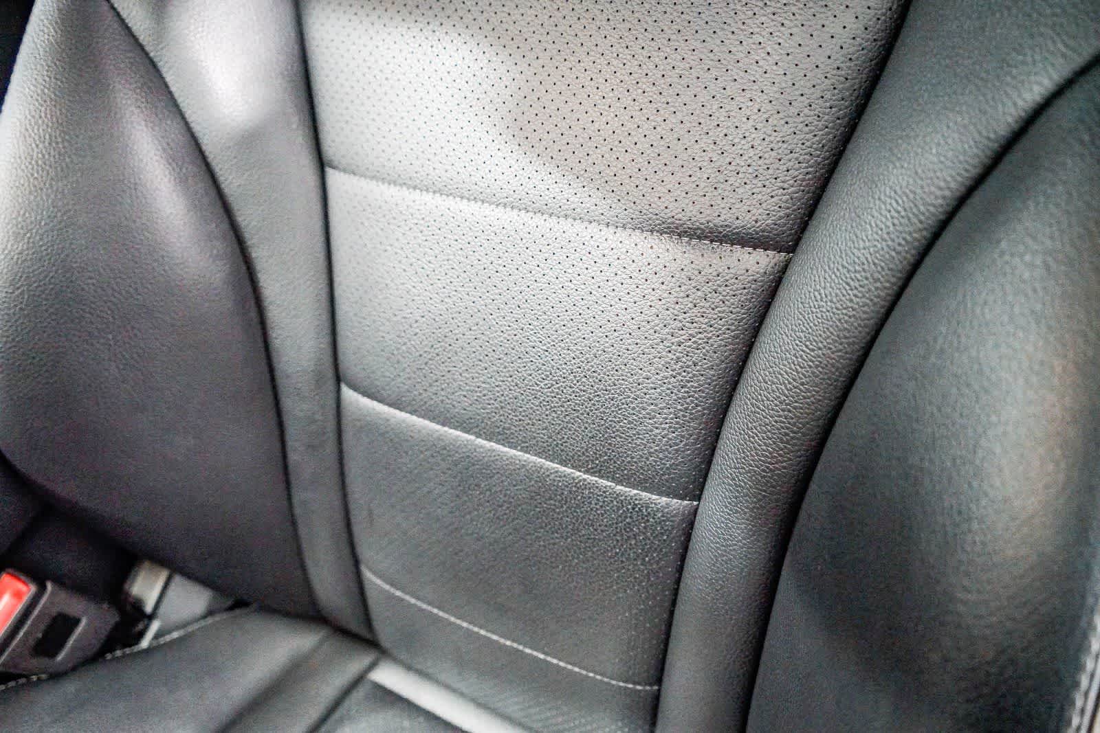 Thumbnail: 2022 Mercedes-Benz GLC - 25