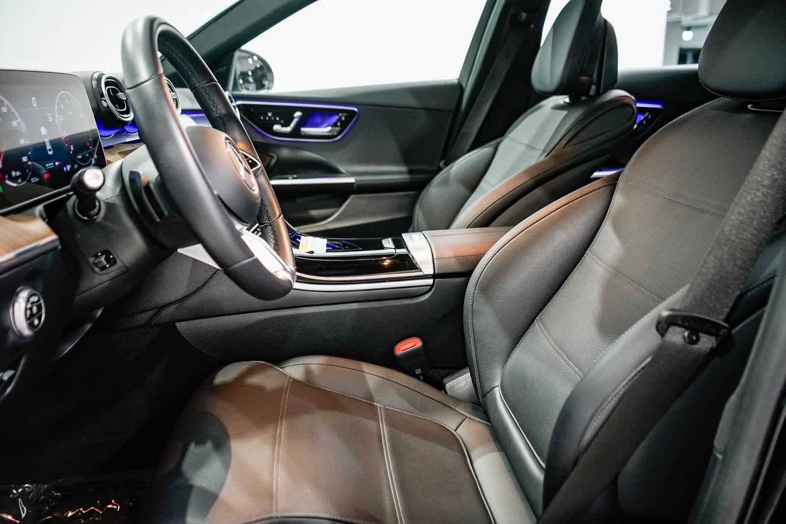 Thumbnail: 2025 Mercedes-Benz C-Class - 17