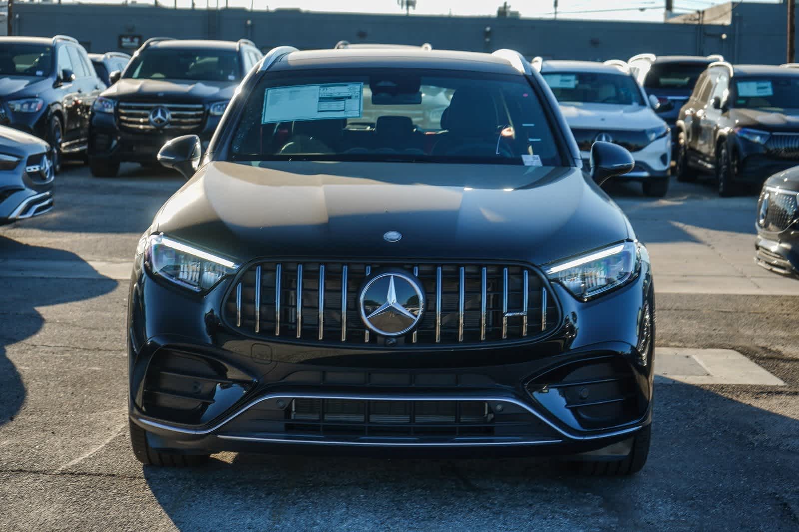 Thumbnail: 2025 Mercedes-Benz GLC - 2