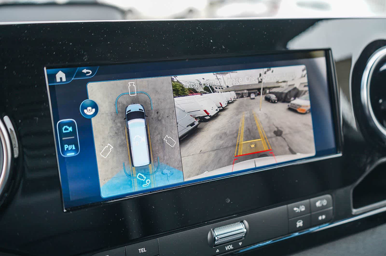 Thumbnail: 2026 Mercedes-Benz Sprinter - 24