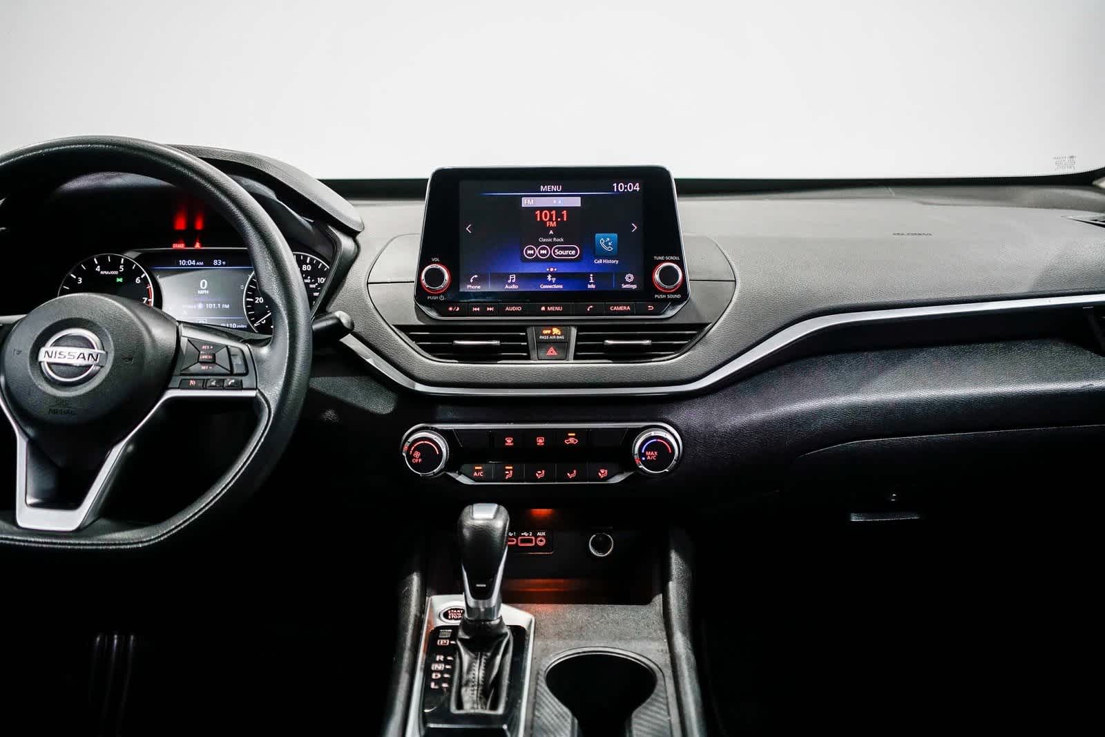 Thumbnail: 2019 Nissan Altima - 12