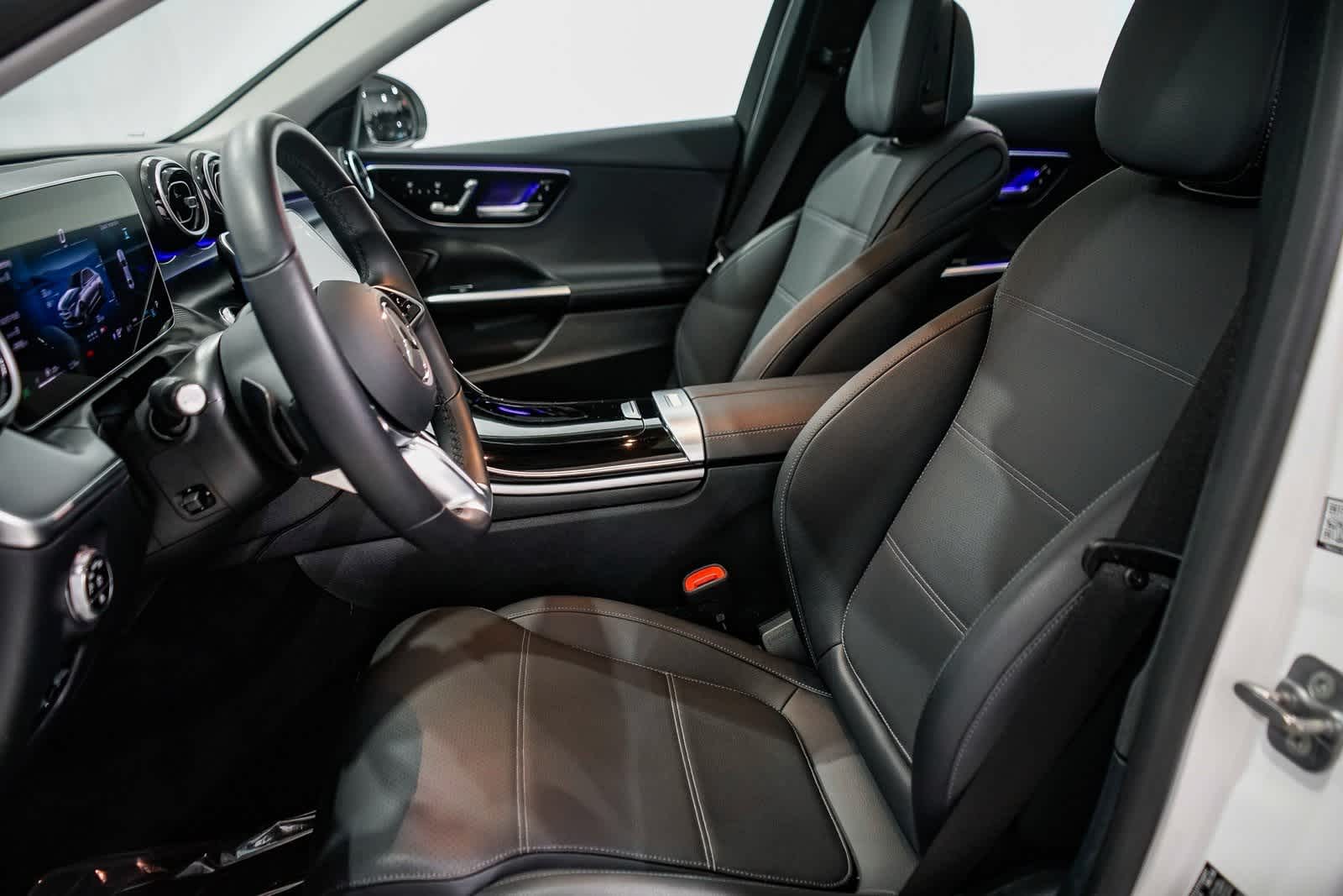 Thumbnail: 2025 Mercedes-Benz C-Class - 17