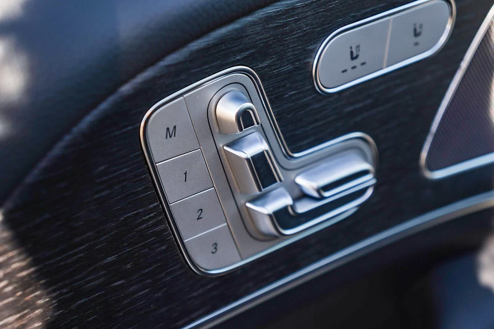 Thumbnail: 2026 Mercedes-Benz GLE - 25