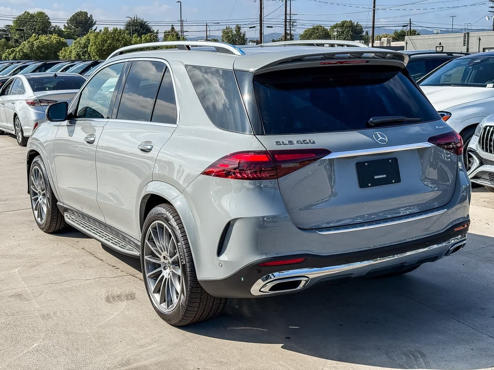 Thumbnail: 2026 Mercedes-Benz GLE - 6