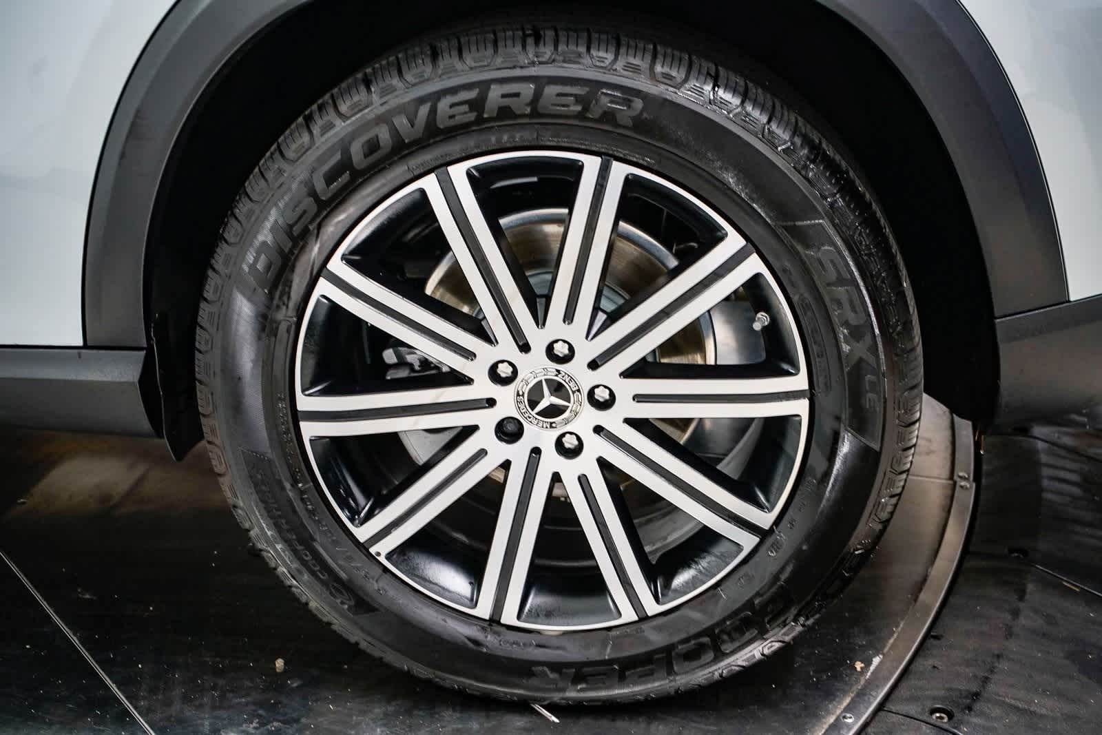 Thumbnail: 2025 Mercedes-Benz GLE - 10