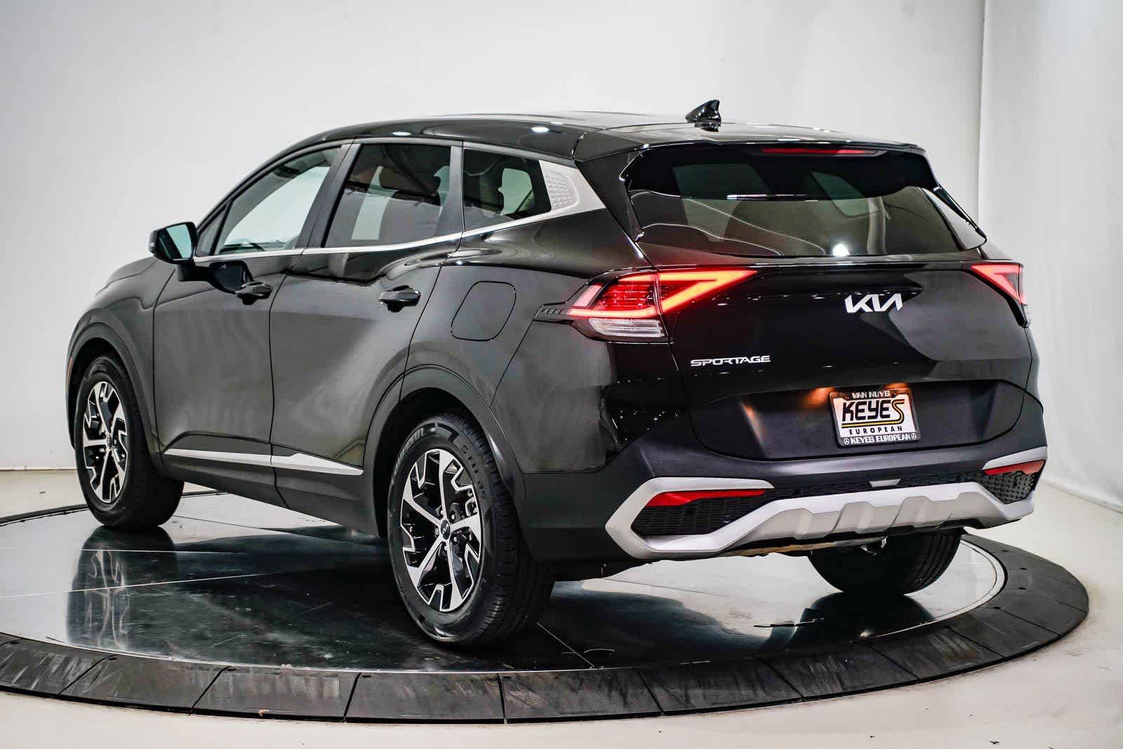 Thumbnail: 2023 Kia Sportage - 2