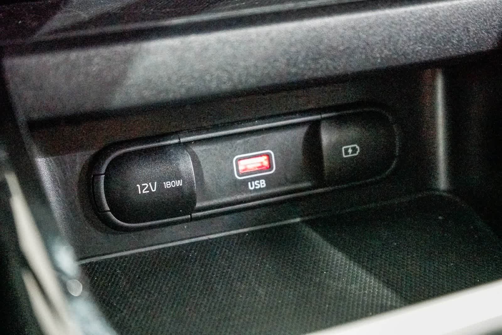 Thumbnail: 2024 Kia Forte - 21