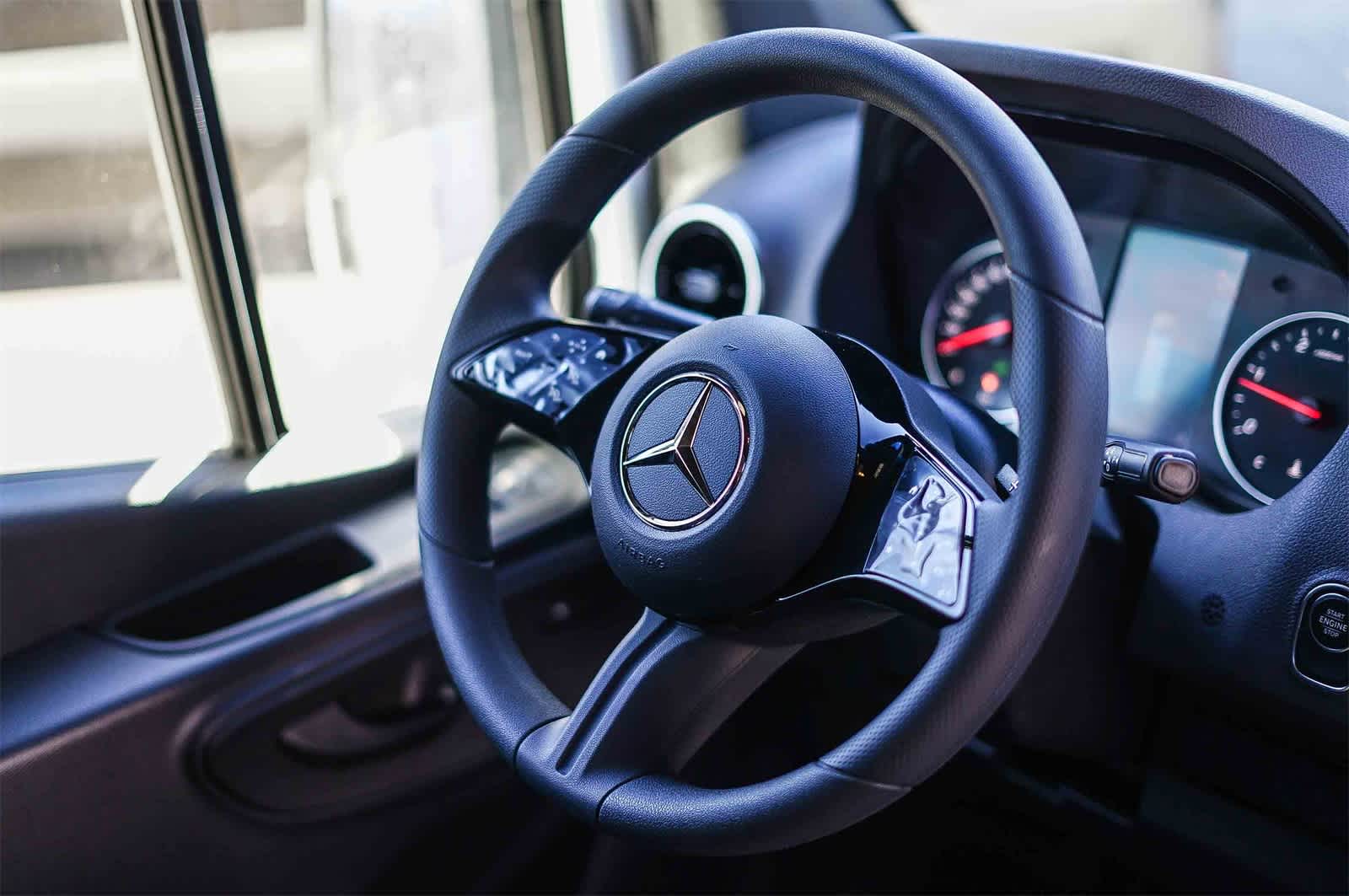 Thumbnail: 2026 Mercedes-Benz Sprinter - 18