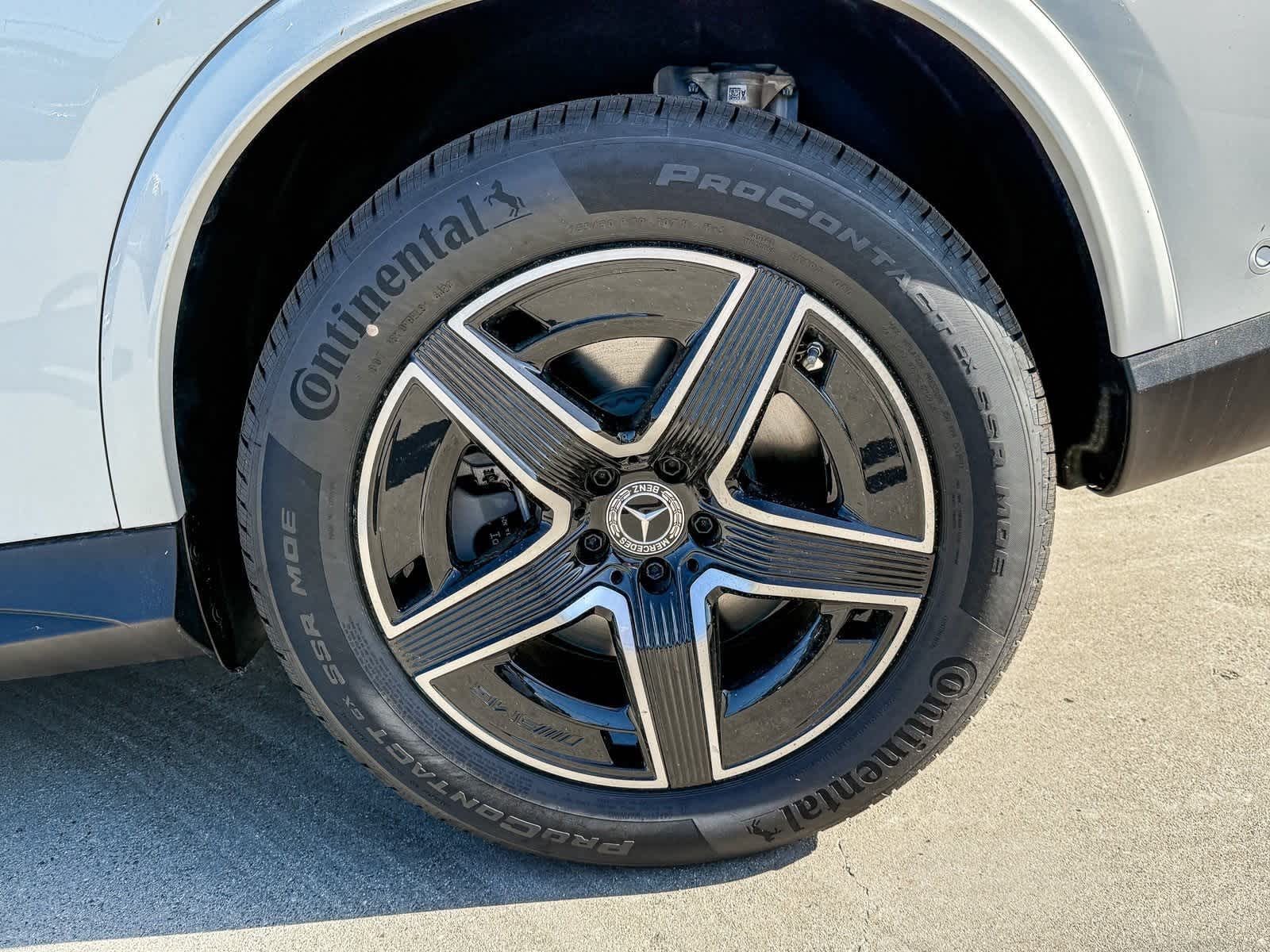 Thumbnail: 2025 Mercedes-Benz GLC - 8