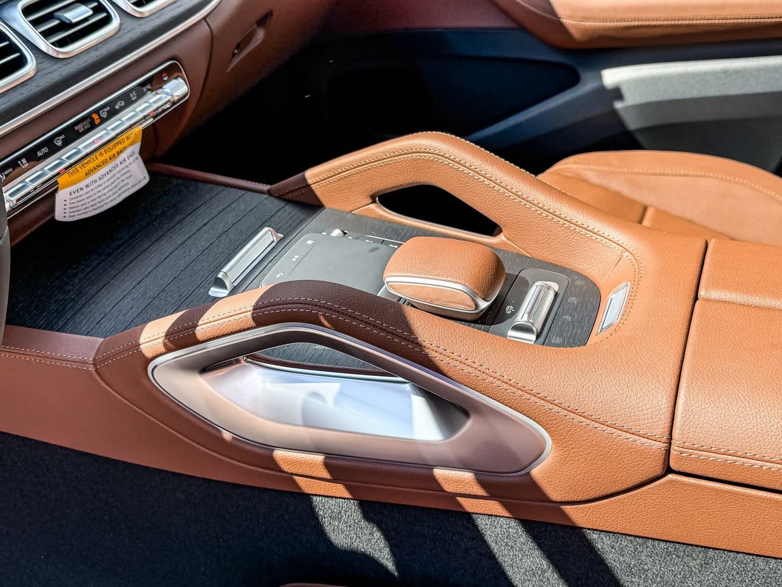 Thumbnail: 2026 Mercedes-Benz GLE - 21