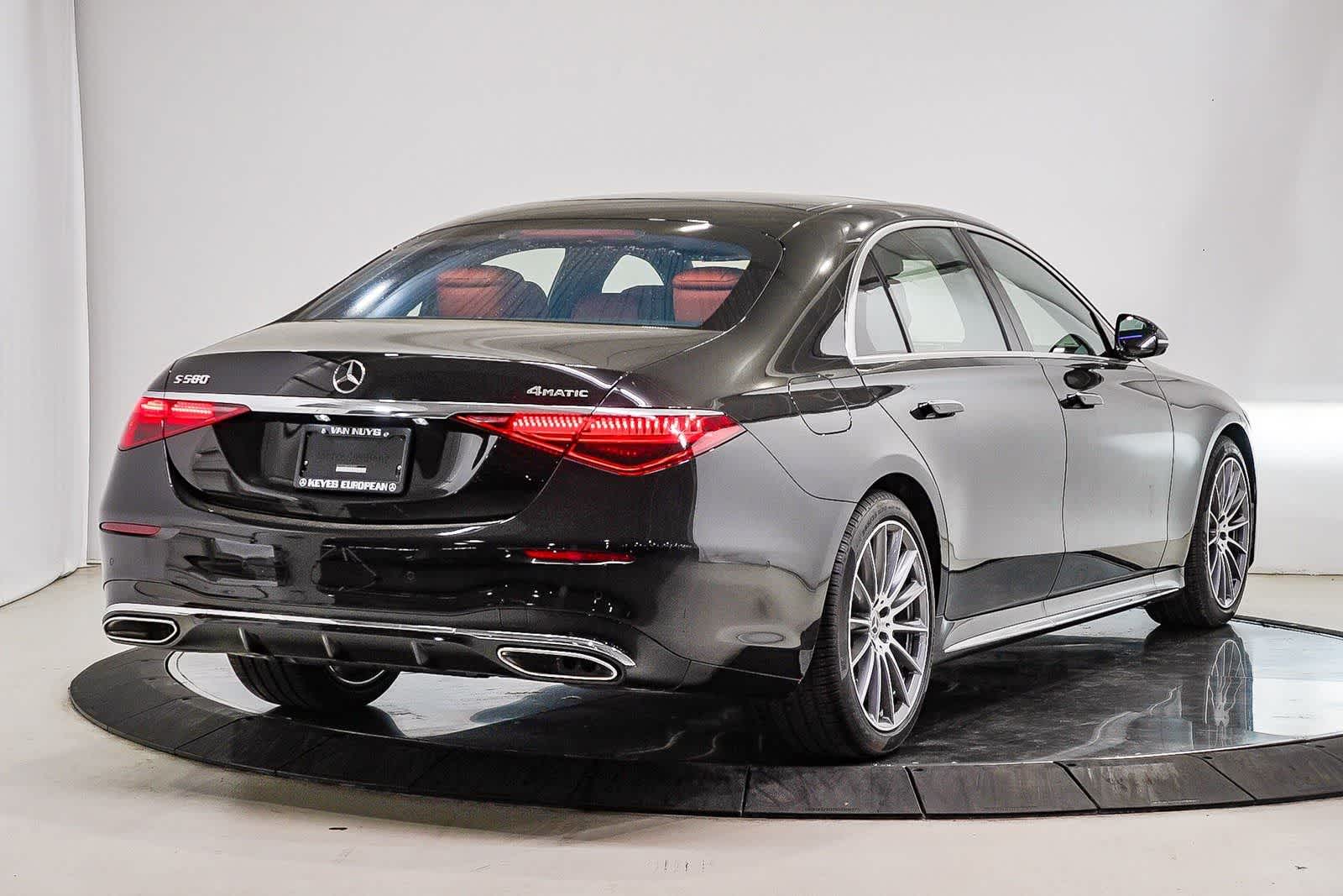 Thumbnail: 2026 Mercedes-Benz S-Class - 4