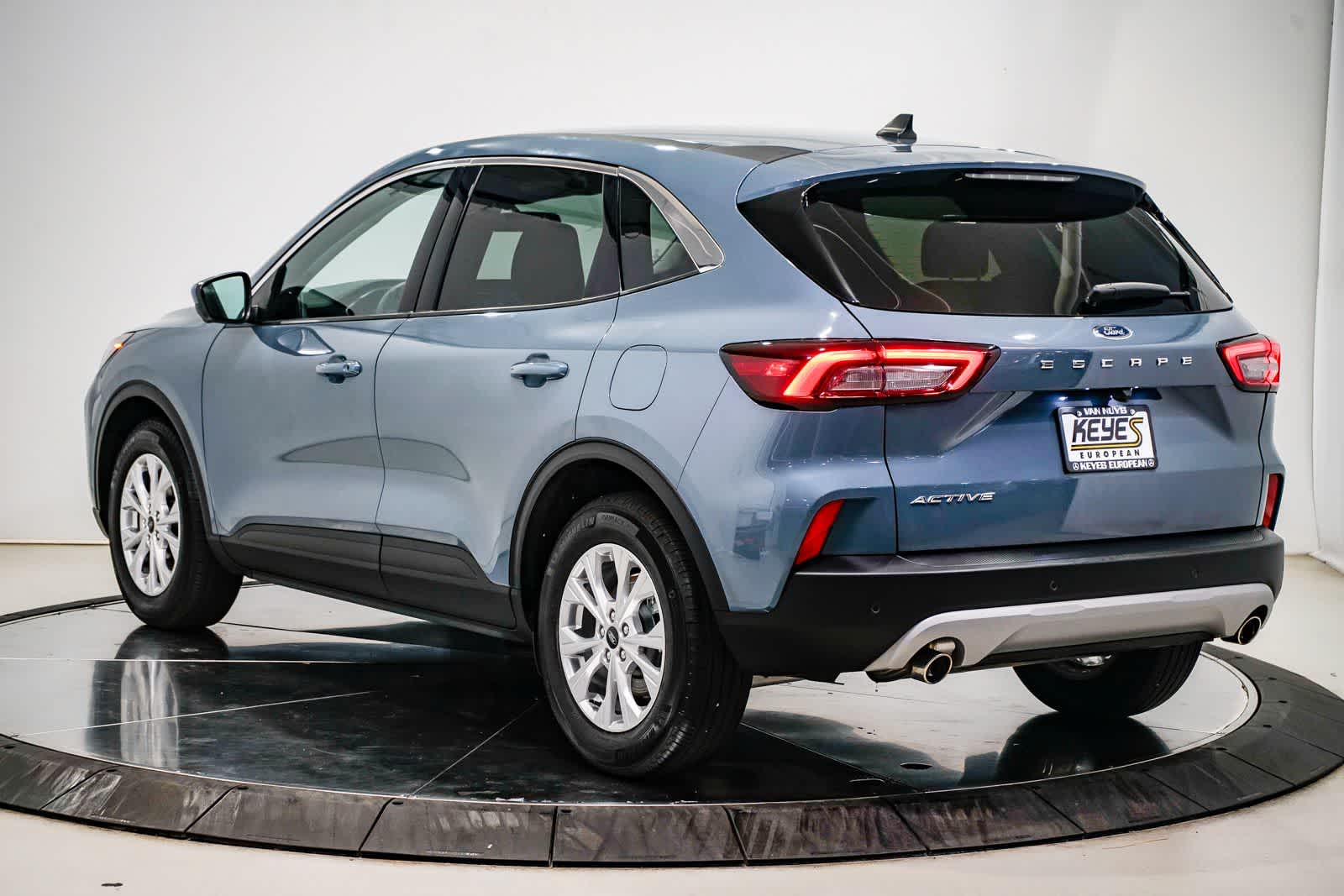 Thumbnail: 2024 Ford Escape - 2