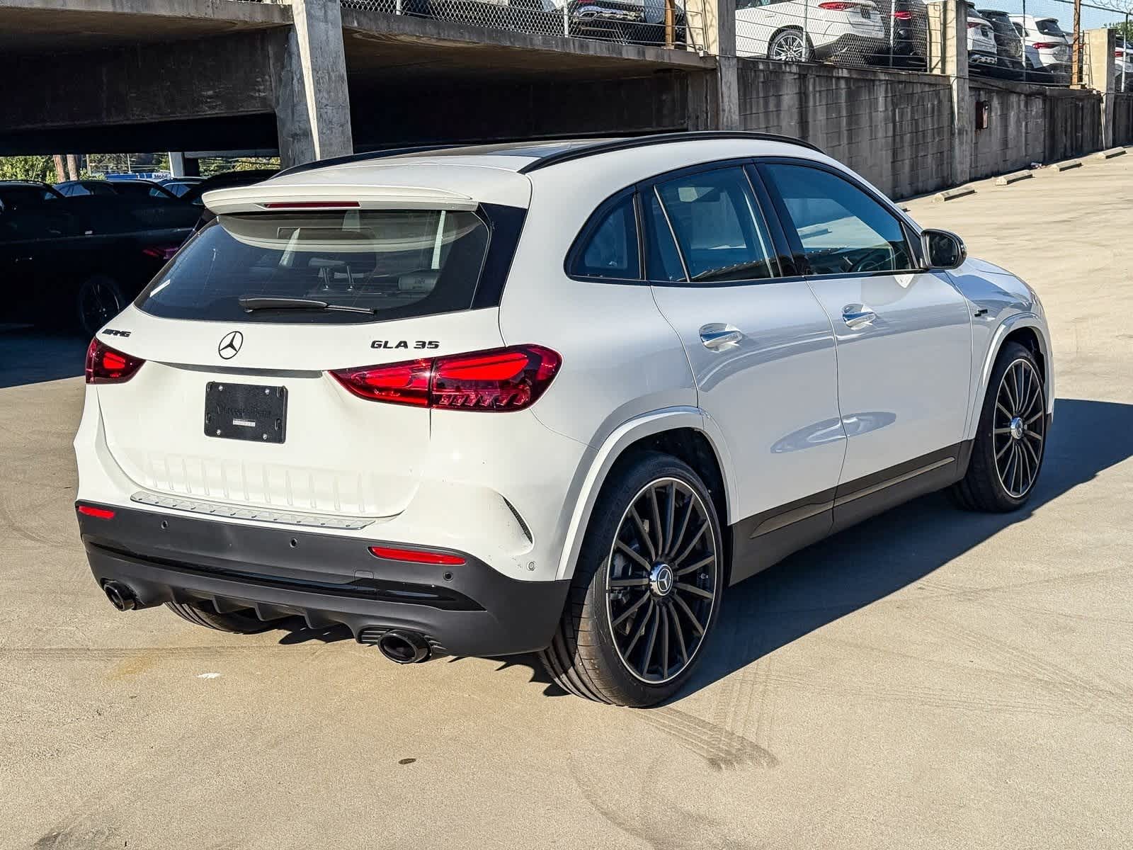 Thumbnail: 2025 Mercedes-Benz GLA - 4