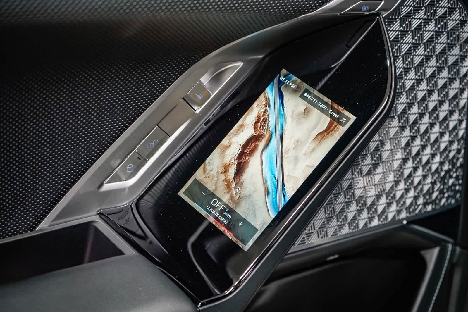 Thumbnail: 2023 BMW i7 - 19