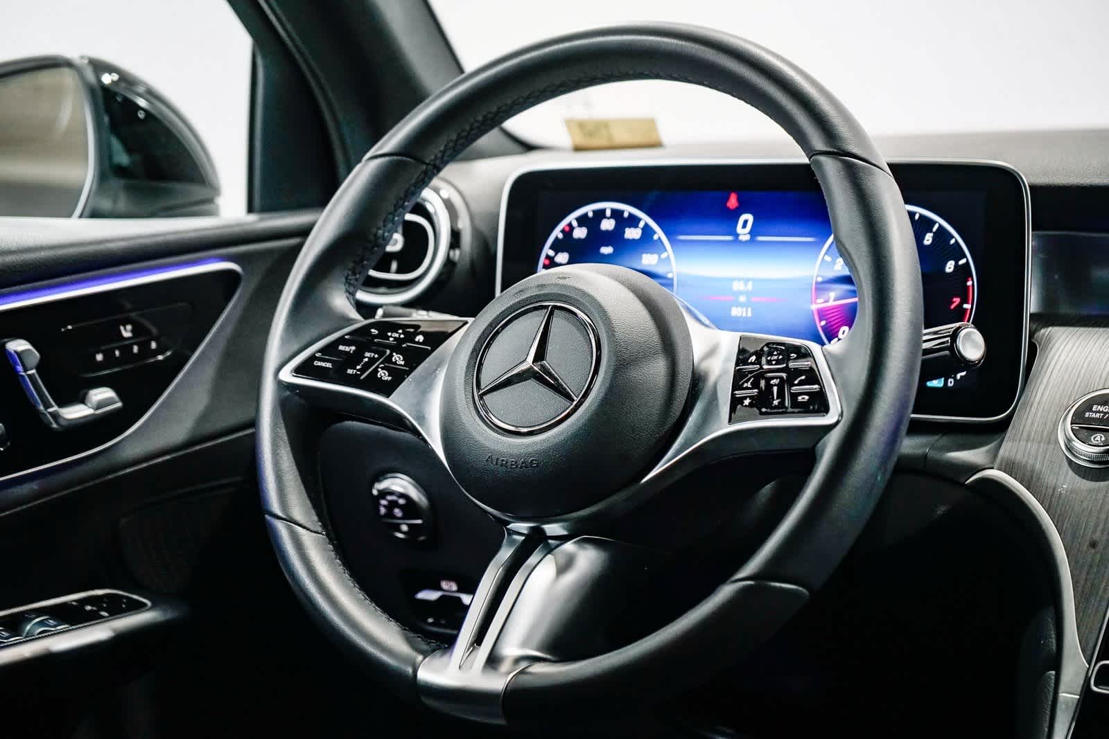 Thumbnail: 2025 Mercedes-Benz GLC - 14